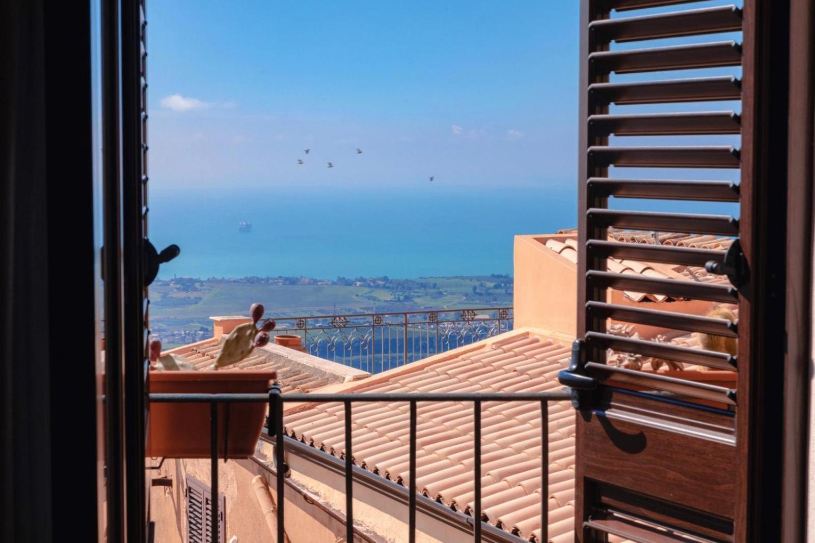 Le Teste Di Moro Al Duomo Агридженто Экстерьер фото