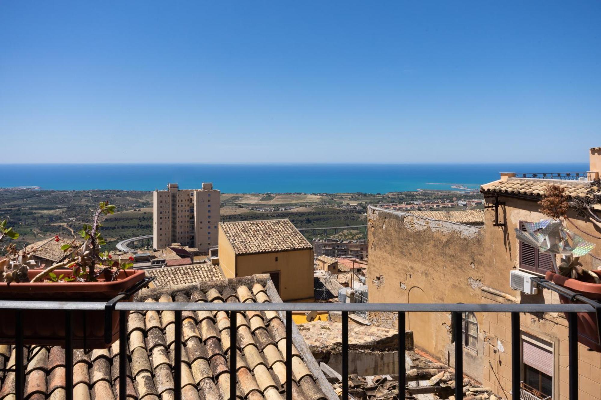 Le Teste Di Moro Al Duomo Агридженто Экстерьер фото